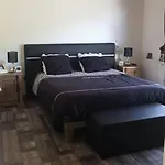 Et Villa *