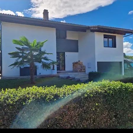 Villa Et *